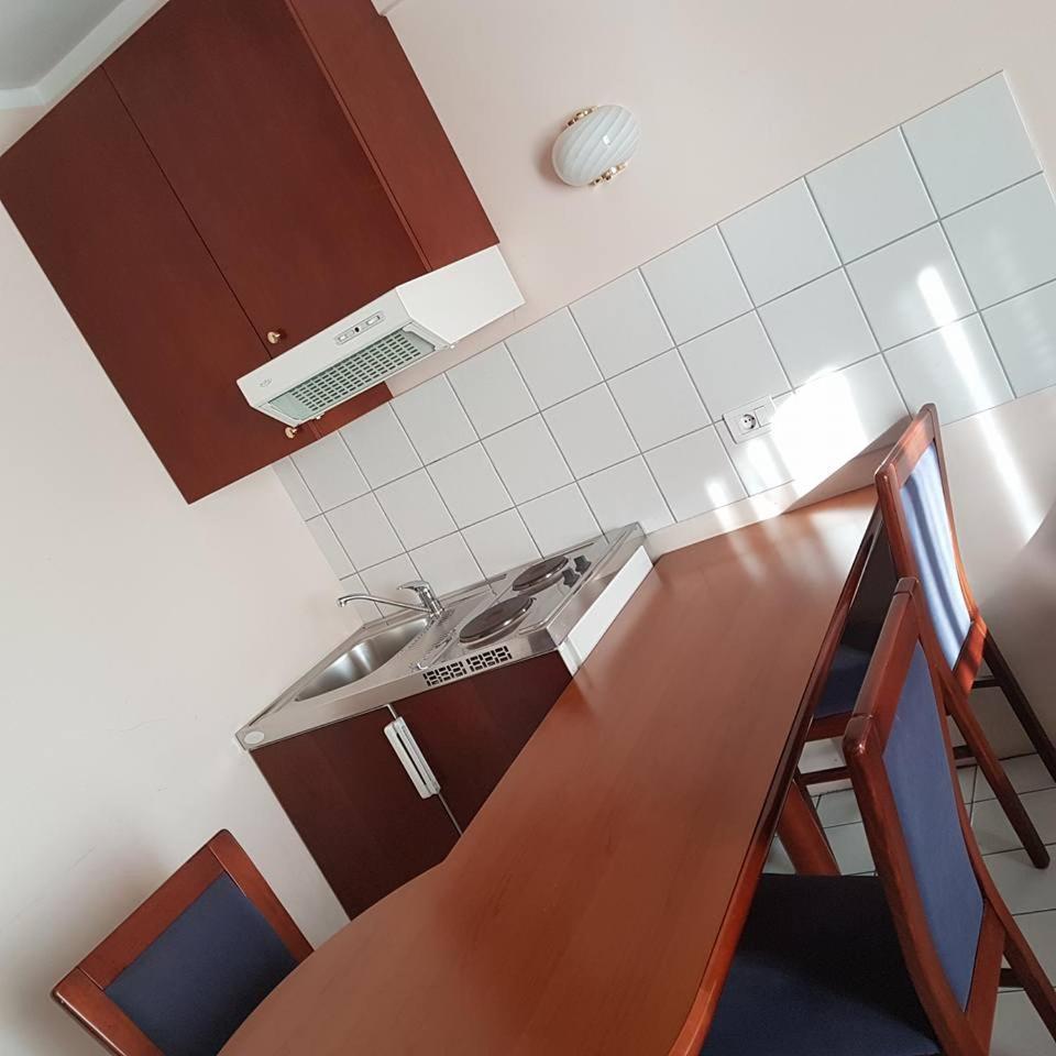 Hotel Cateski Dvorec Catez ob Savi Luaran gambar